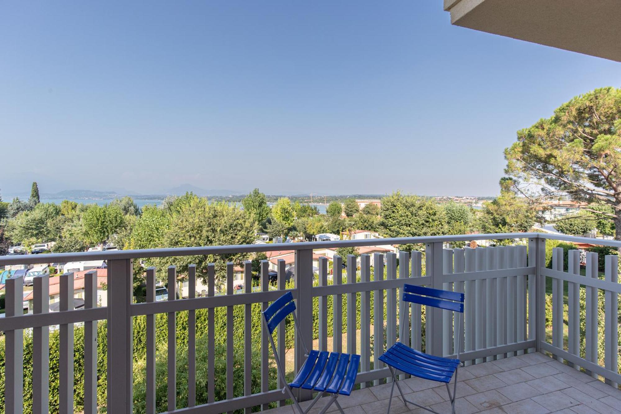 Prestige Garda Home - Ai Cappuccini Песк'єра-дель-Гарда Екстер'єр фото